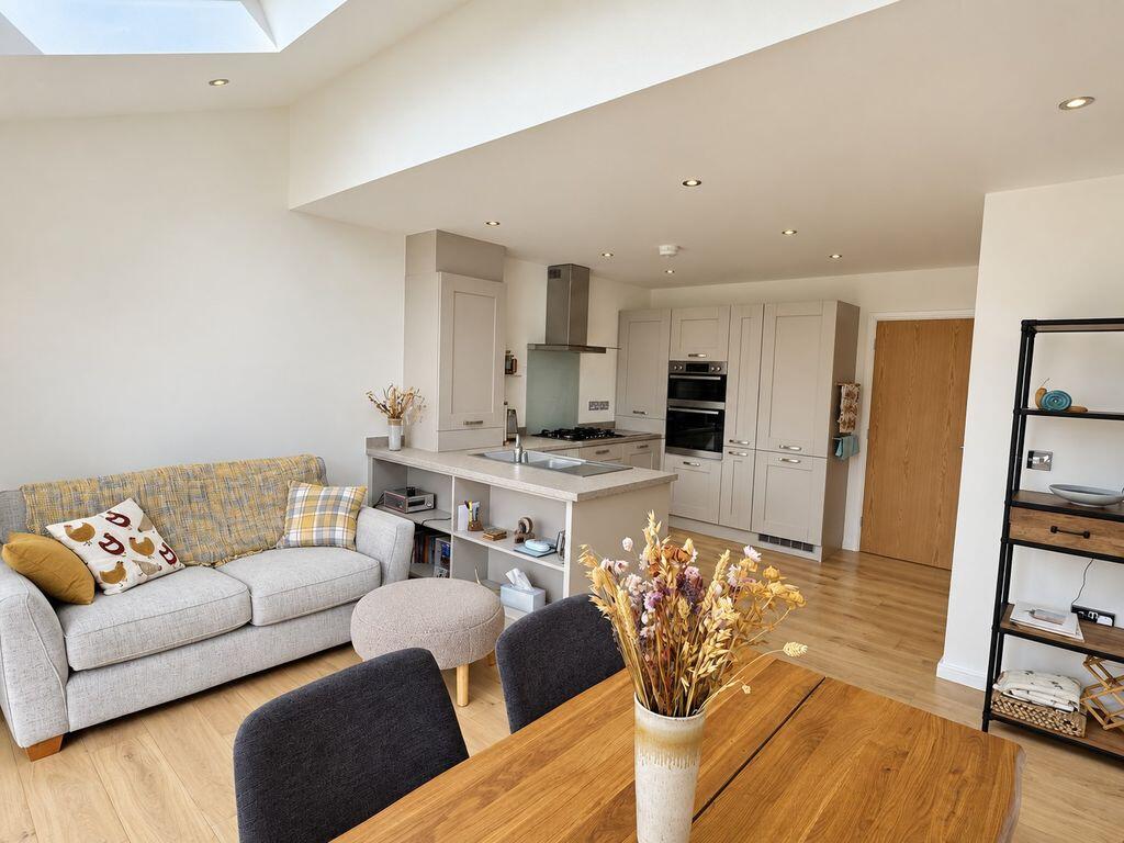 House in York - View 3