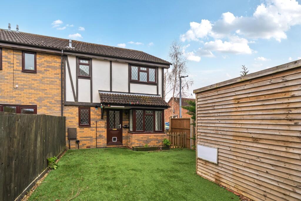 Main image of property: Astral Close, Lower Stondon, SG16