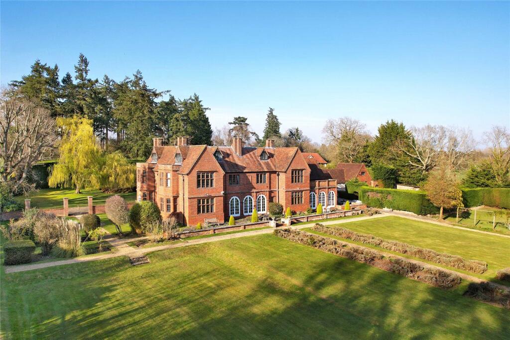 Main image of property: St. Huberts Lane, Gerrards Cross, Buckinghamshire, SL9