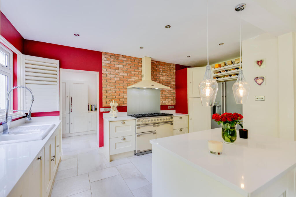Windsor Avenue, Radyr, Cardiff - View 3