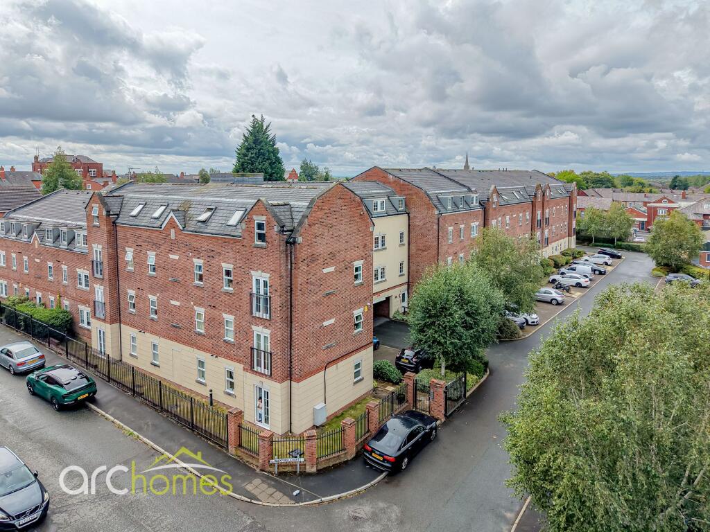 2-bed house on Beckford Court, Tyldesley, M29, £120,000