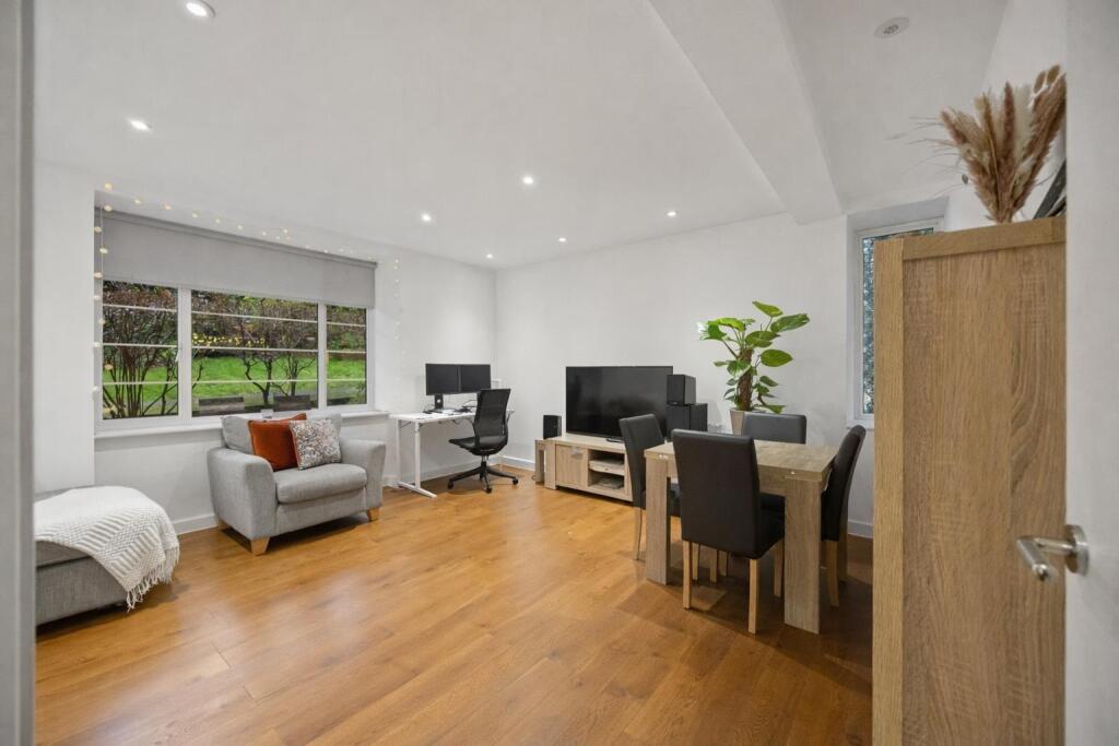 Main image of property: Belsize Avenue, Belsize Park NW3