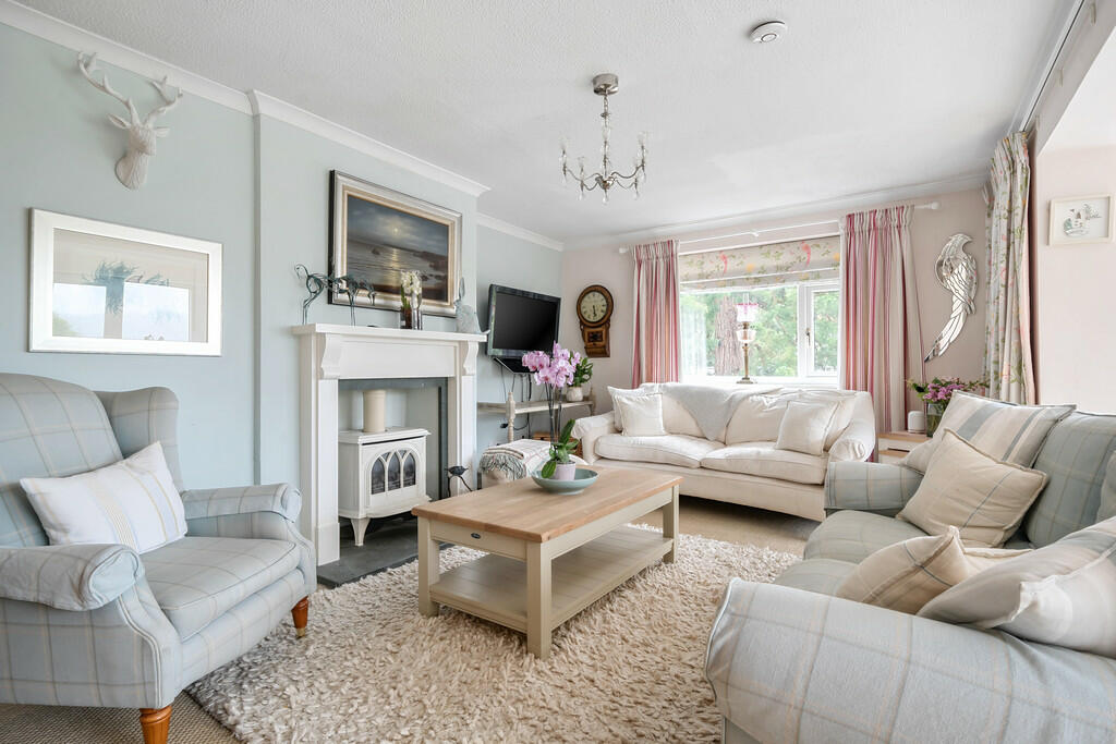 Crofton, Ferney Green, Bowness-on-Windermere, LA23 3ES photo 2