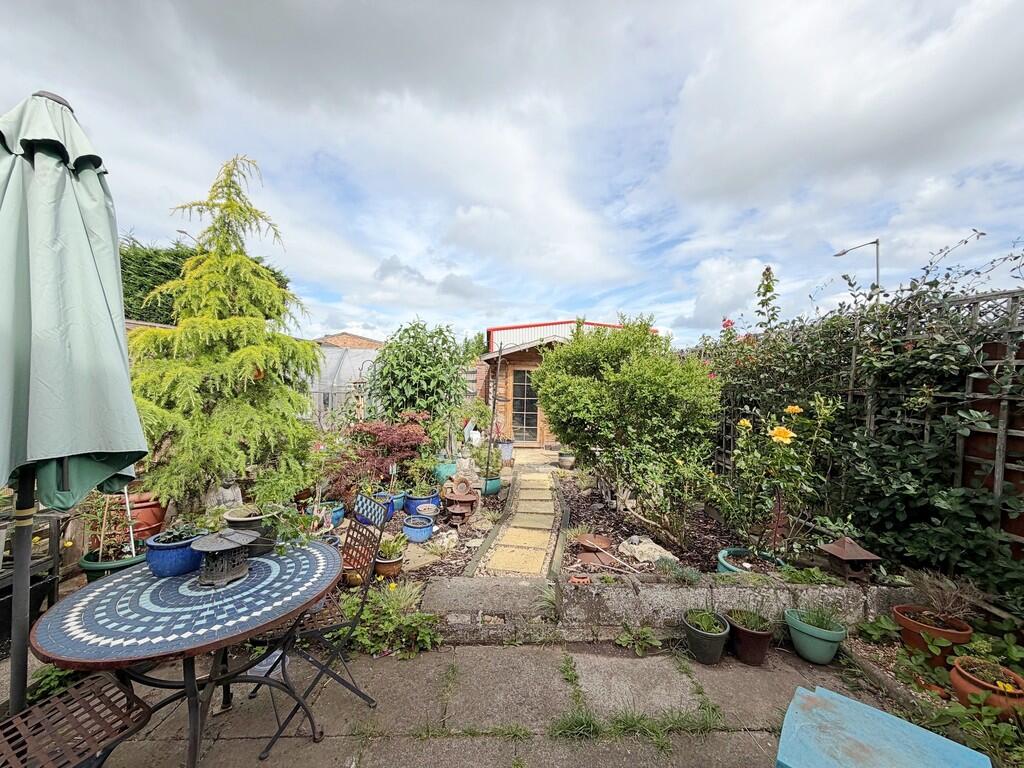 Coventry Road, Kenilworth - View 4