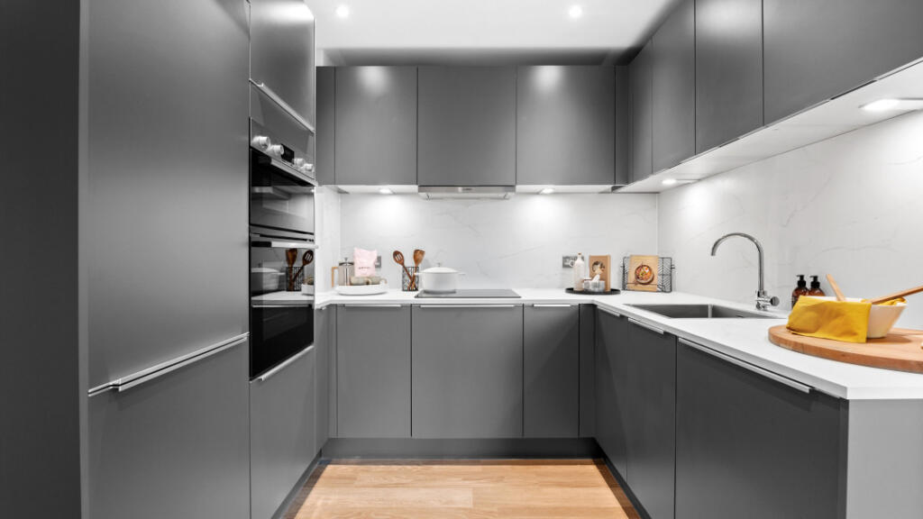 Main image of property: Rockcliffe Square,
95 Plumstead Road,
London,
SE187DQ