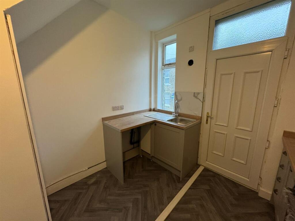 Additional image 6 of Victoria Road, Keighley