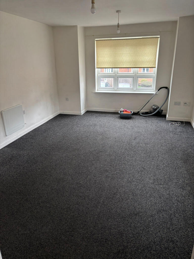 Apartment in Birmingham - View 5