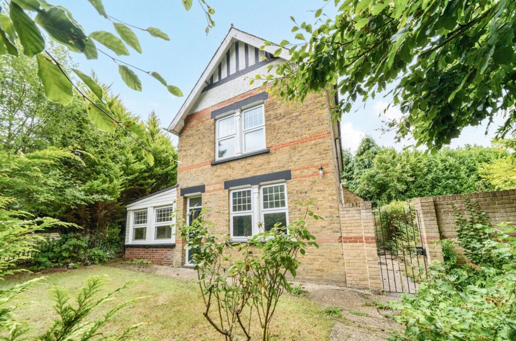 Main image of property: Boyces Hill, Newington, ME9