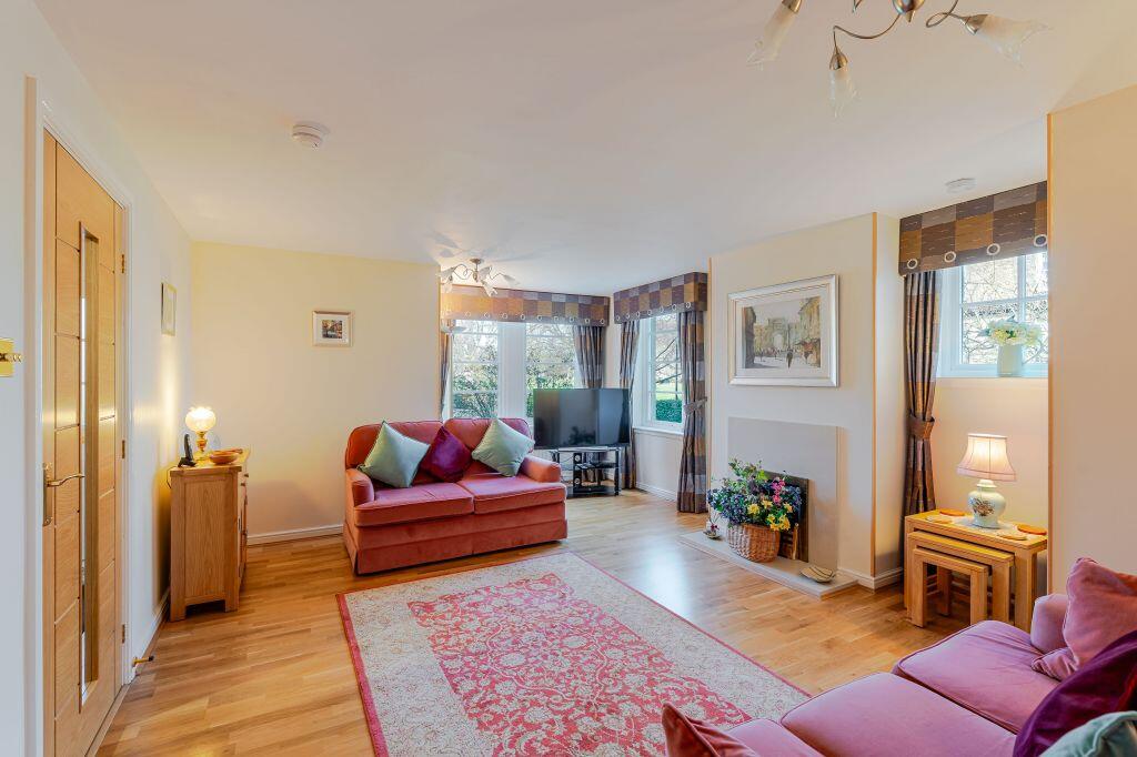 14 East Suffolk Park, Edinburgh, EH16 5PN photo 2