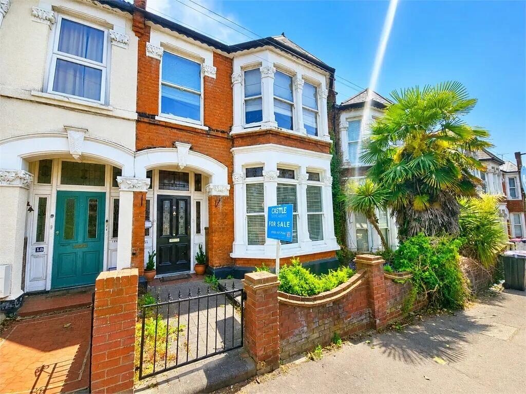Main image of property: Westcliff Avenue, Westcliff on sea, Westcliff on sea,
