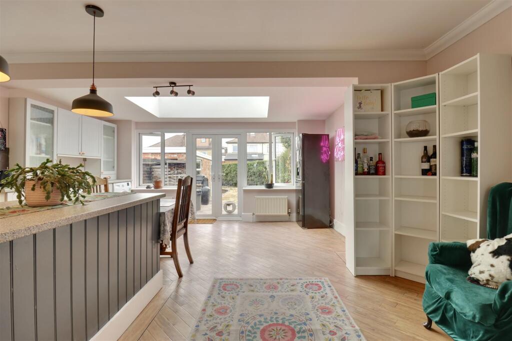 House in Portsmouth - More
