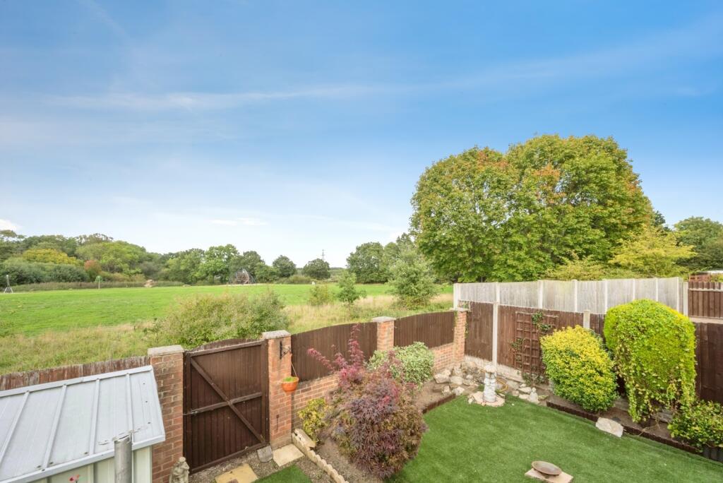 House in Doncaster, Rossington - View 4