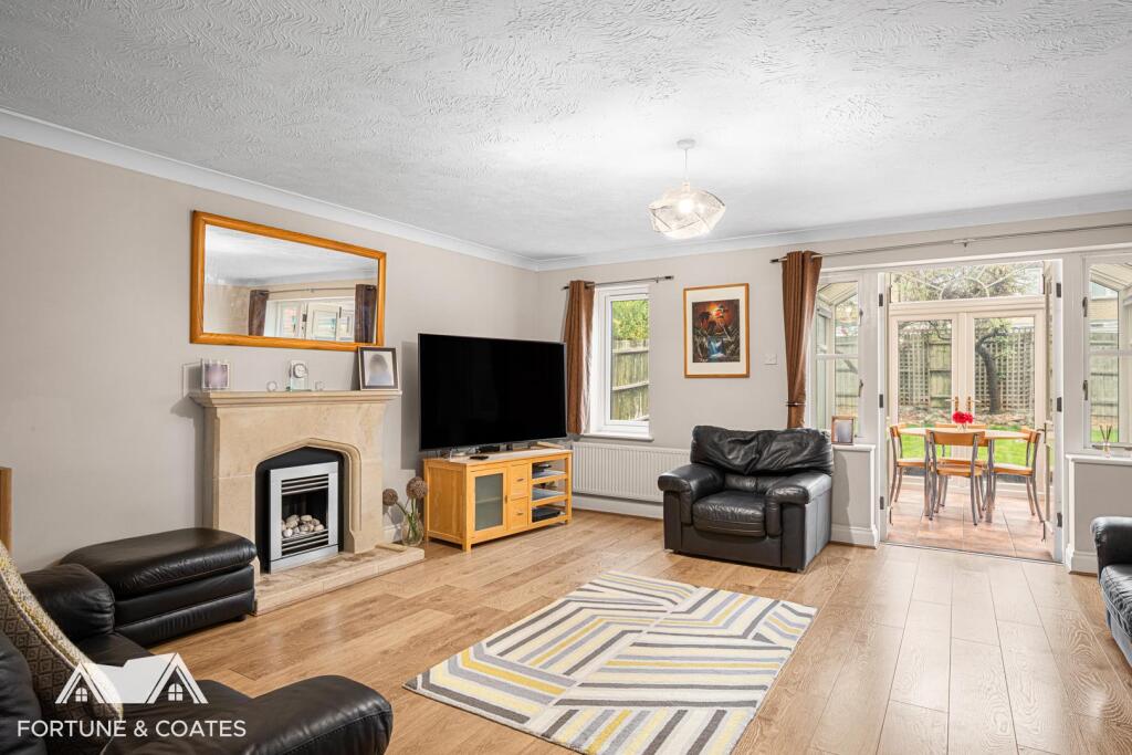 Ashworth Place, Harlow photo 4