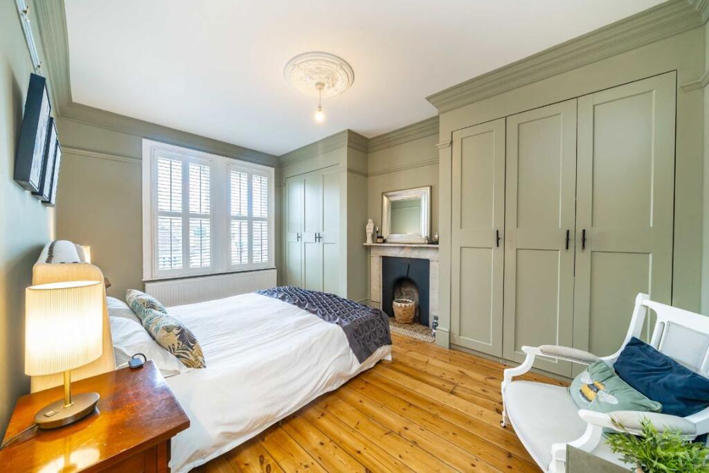 House in London - More