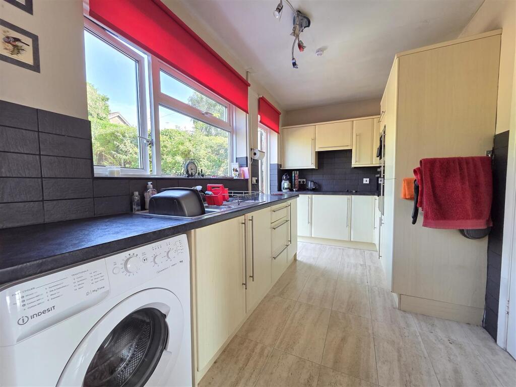 House in Wyre Forest, Burlish Park, Stourport-on-Severn - View 4
