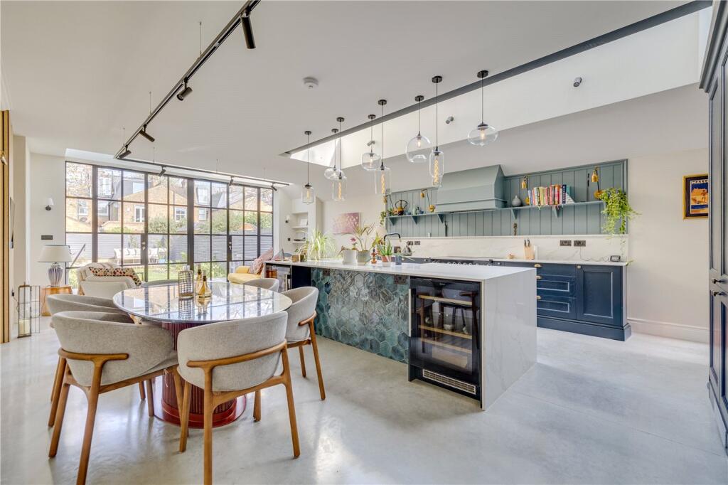 Main image of property: Lysia Street, London, SW6