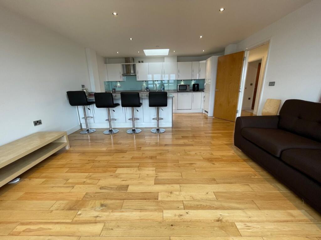 Apartment in London - View 3