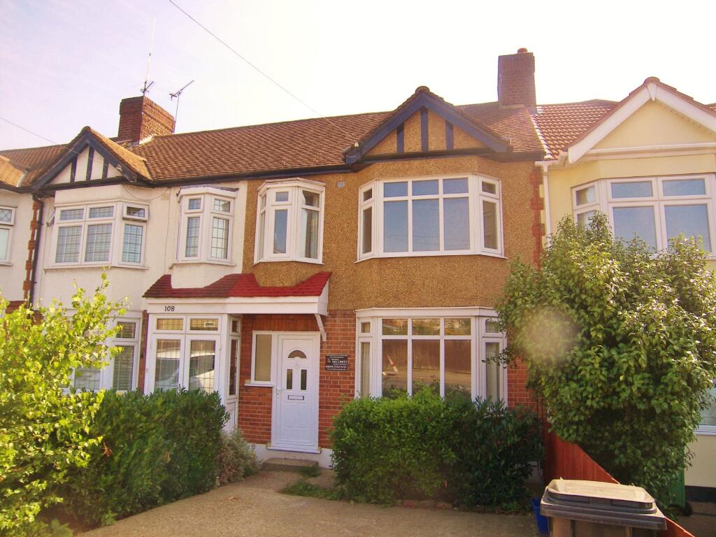 Main image of property: Buckhurst Way, Buckhurst Hill, IG9