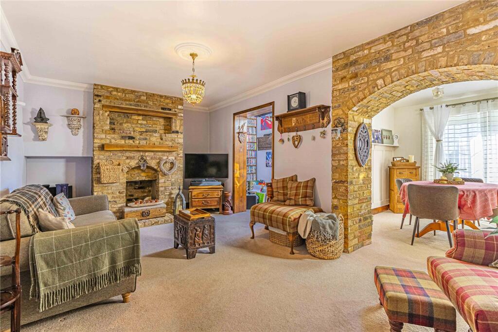 House in Dacorum, Hertfordshire - View 5