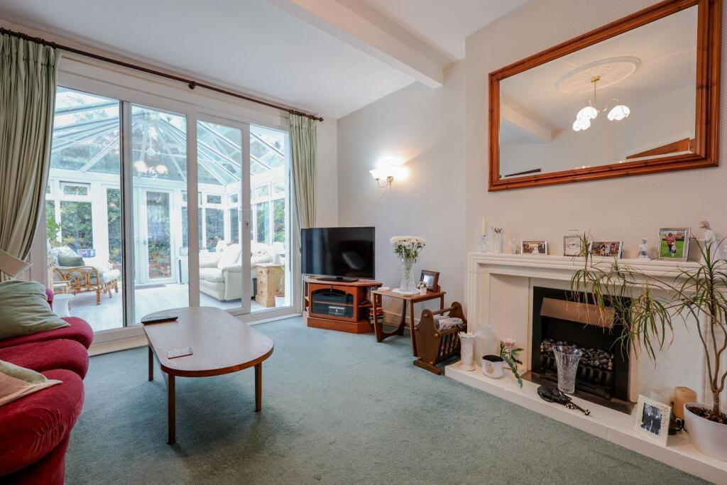 House in Southend-on-Sea - View 4
