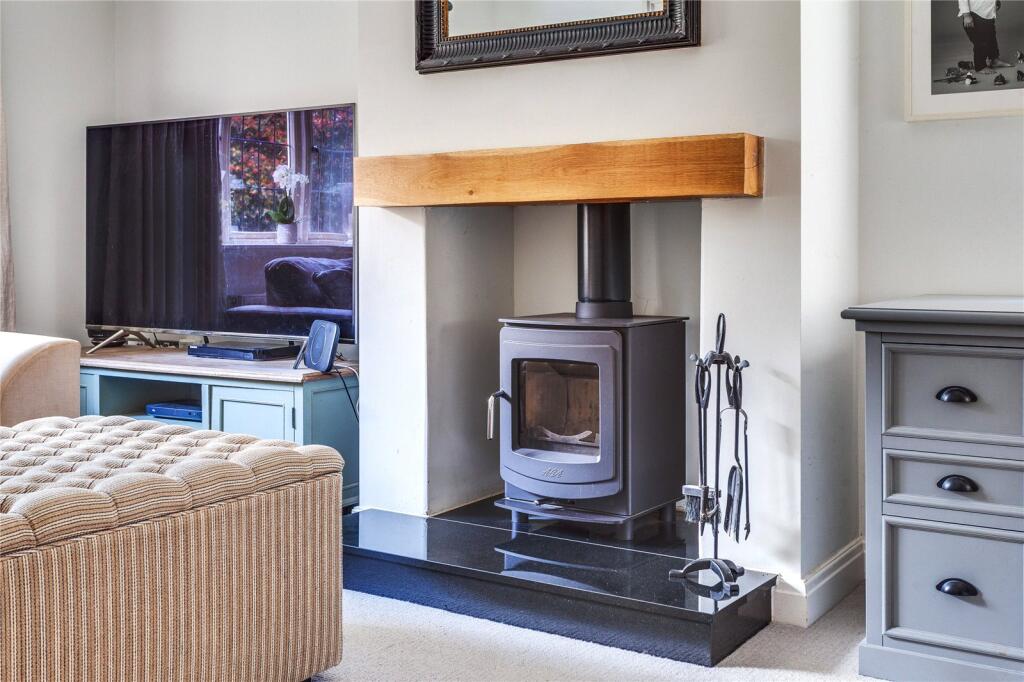 House in Reading - View 4