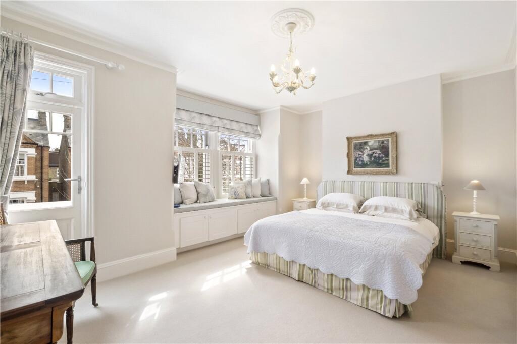 House in London - More