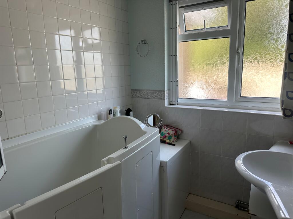House in Stoke Bruerne - View 4