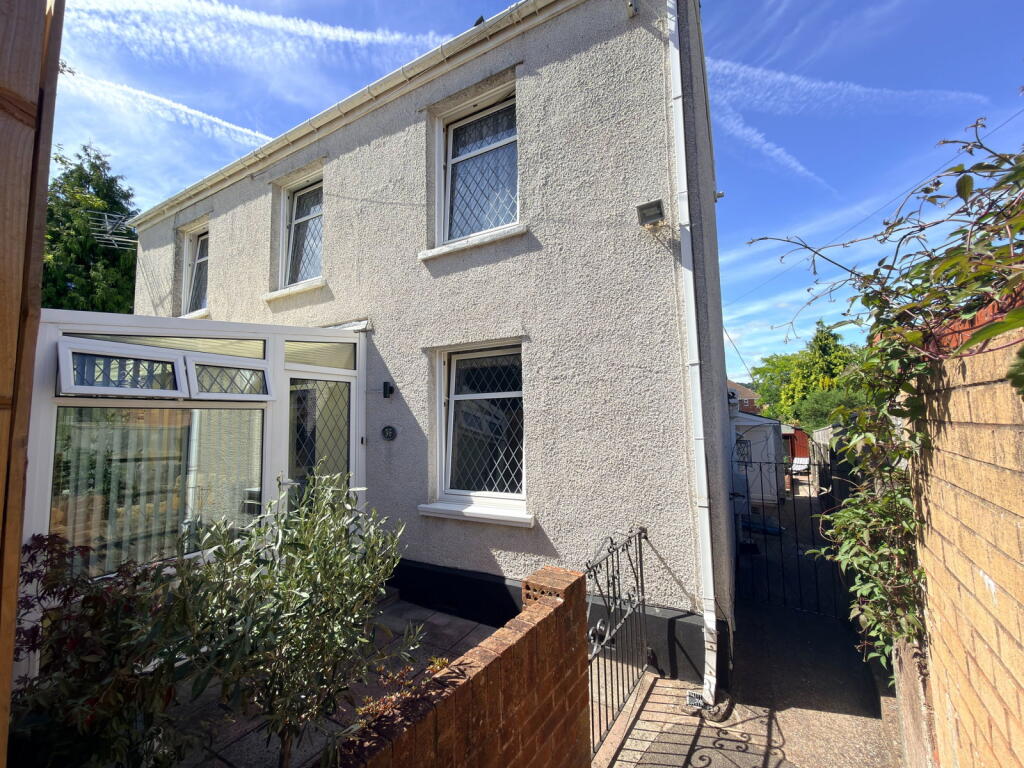 Main image of property: Whipton Village Road, Exeter, EX4 8AW