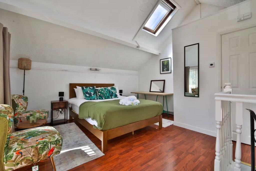 House in Cardiff, Canton - View 5