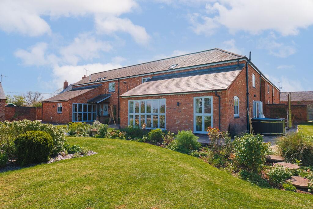 Main image of property: The Hayloft, Sarn, Malpas, SY14 7LW