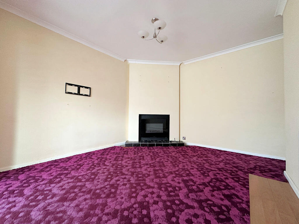 Myrtle Avenue, Portchester - View 5