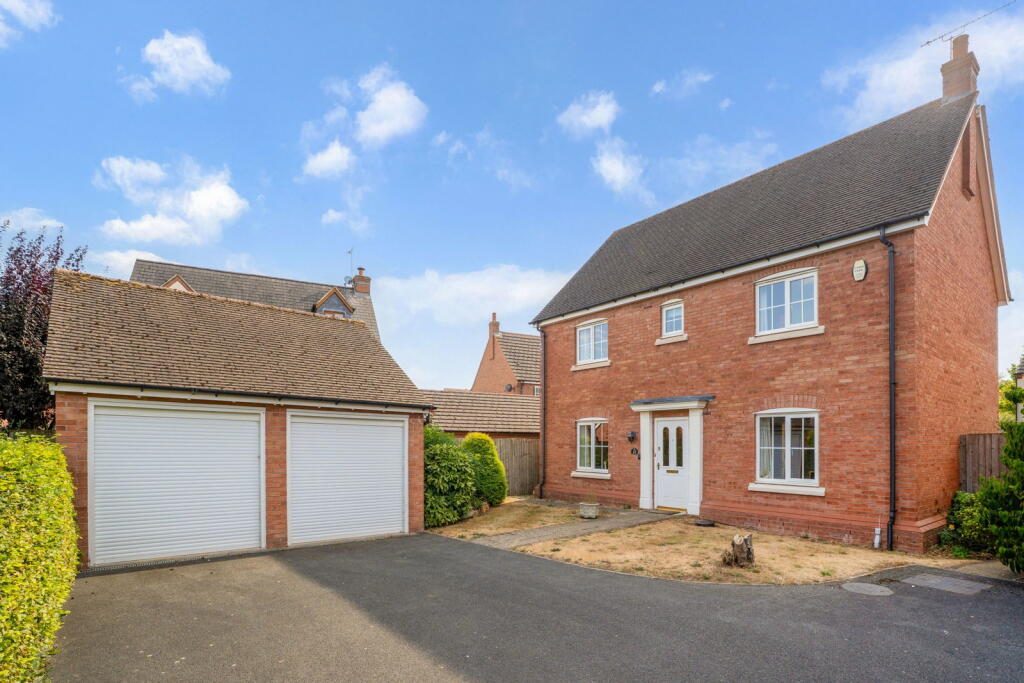 Main image of property: Signal Road, Shipston-on-stour, CV36 4GF