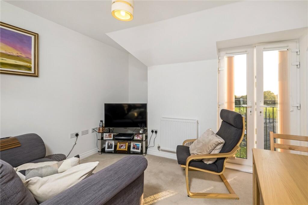Cutforth Way, Romsey, SO51 photo 4
