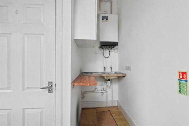 Ground Floor Kitchenette_2.jpeg