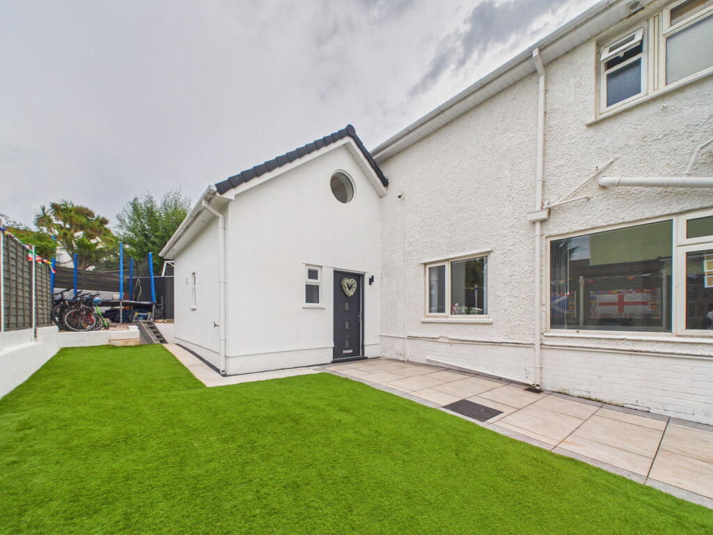 House in Torquay - View 2