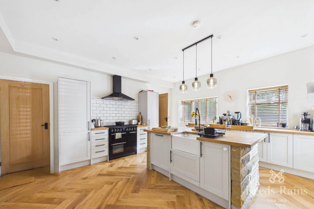 Main image of property: Carr House Lane, Wyke, Bradford, West Yorkshire, BD12