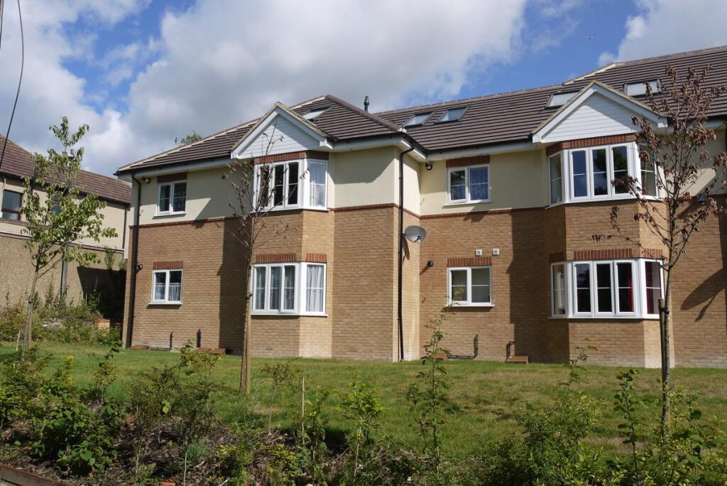 Main image of property: Beacon Hill, Purfleet