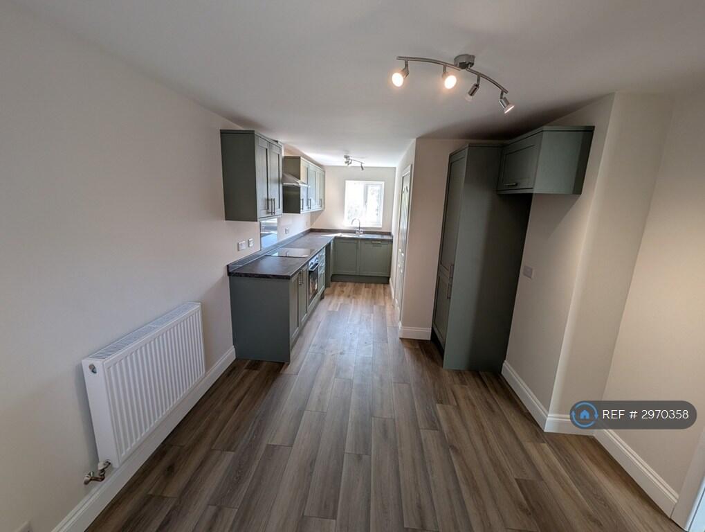 Barnes Crescent, Wimborne, BH21 - View 2