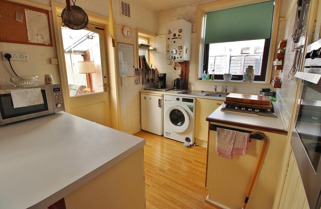 Wicor Mill Lane, Portchester photo 3