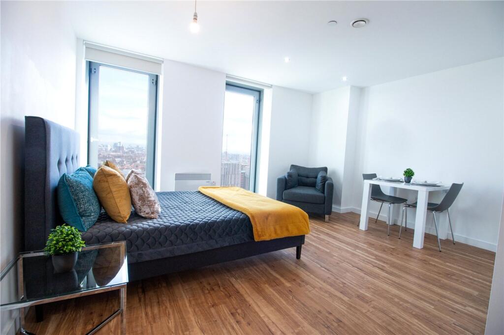Apartment in Manchester - View 5
