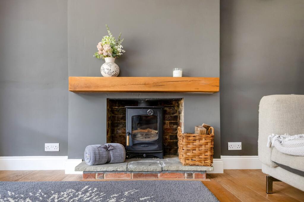 House in Guildford - View 5
