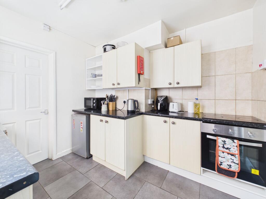 House in Gloucester, Gloucestershire - View 3