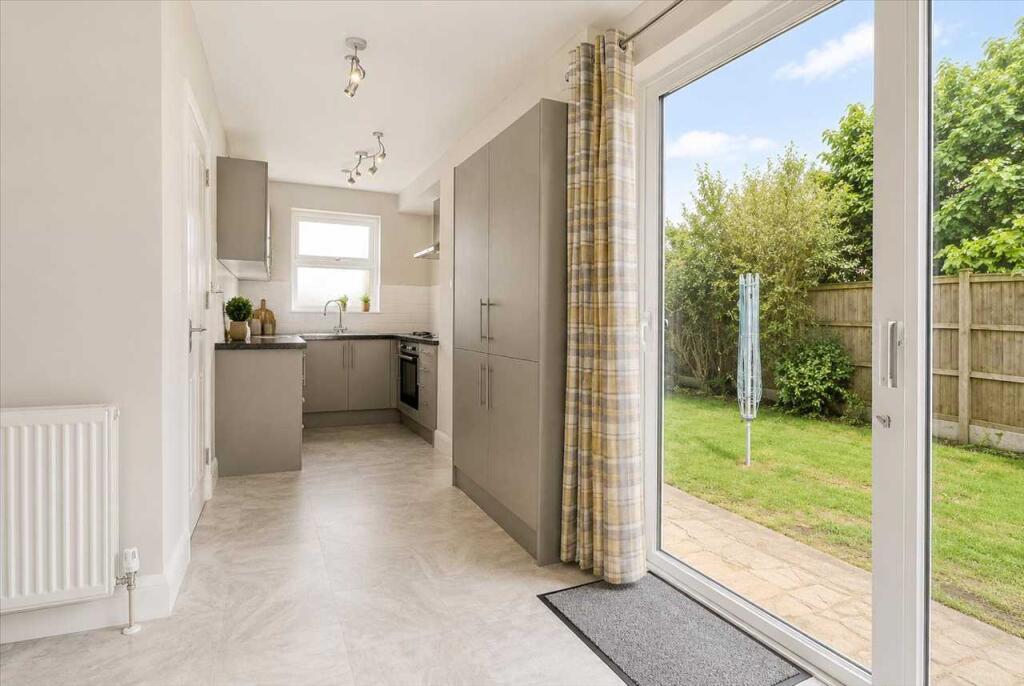Randon Close, Harrow, Harrow - View 3