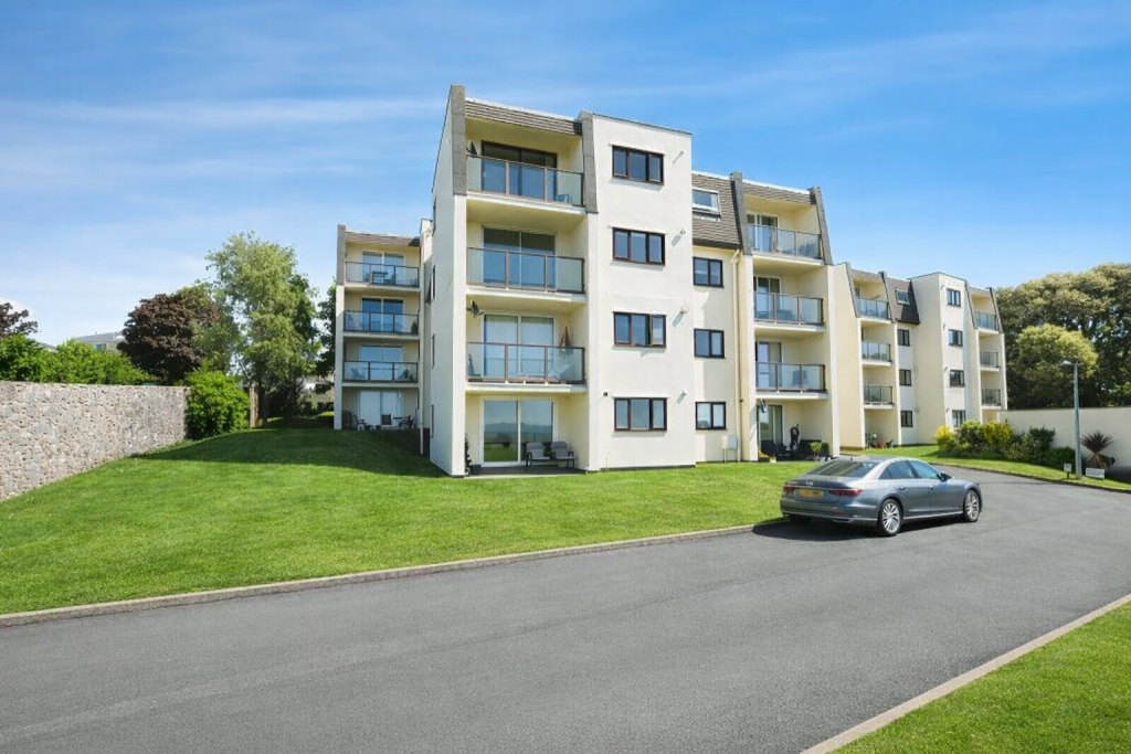 Main image of property: Grafton Road, Torquay, TQ1 1UL