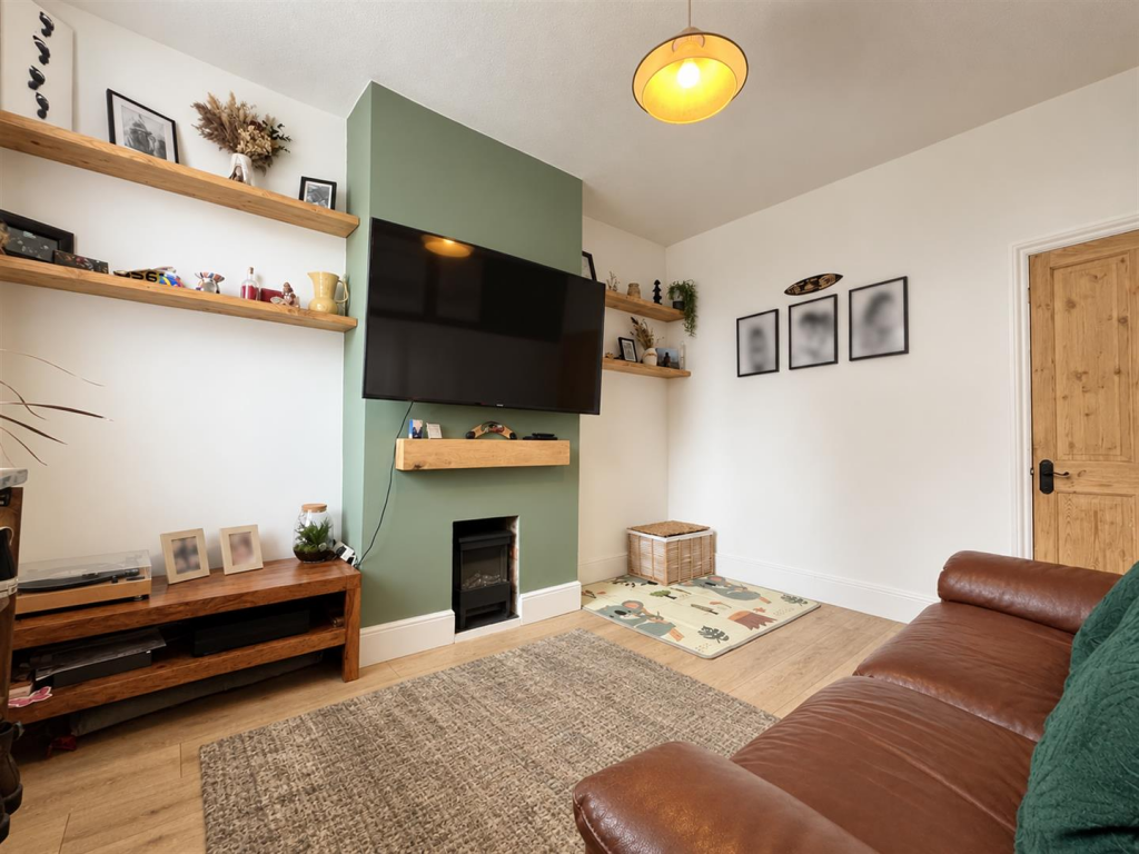 House in Wyre Forest, Aggborough, Kidderminster - View 2