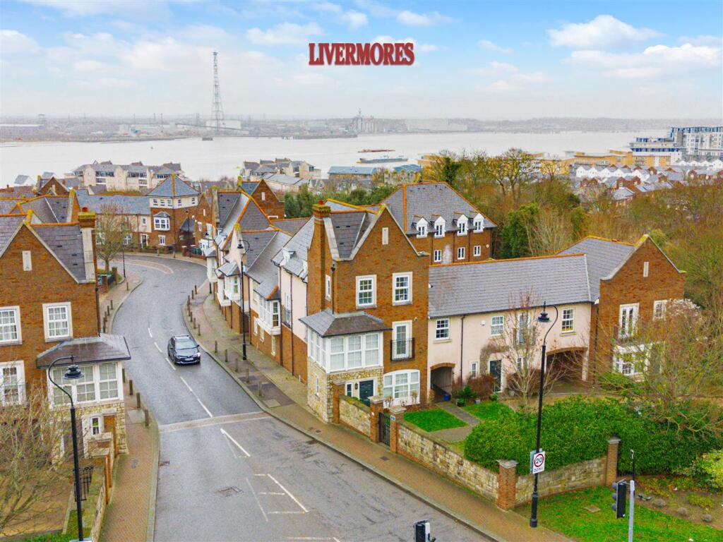 Main image of property: Hyndford Crescent, Greenhithe