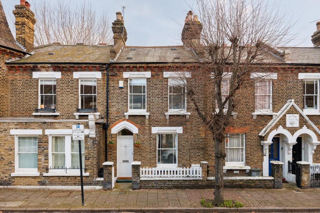 Main image of property: Eversleigh Road, London, SW11
