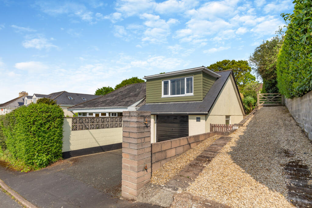 4-bed detached on Firleigh Road, Kingsteignton, TQ12, £425,000