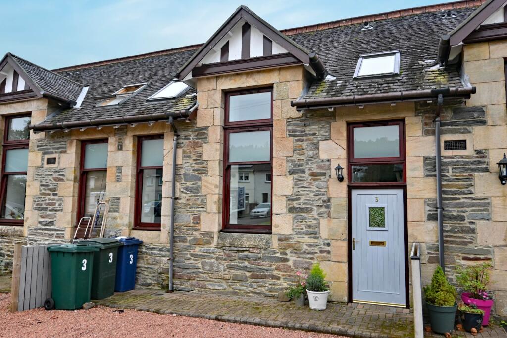 2-bed terraced on 3 Victoria Mews, Dunoon, Argyll and Bute, PA23 7PW, £130,000
