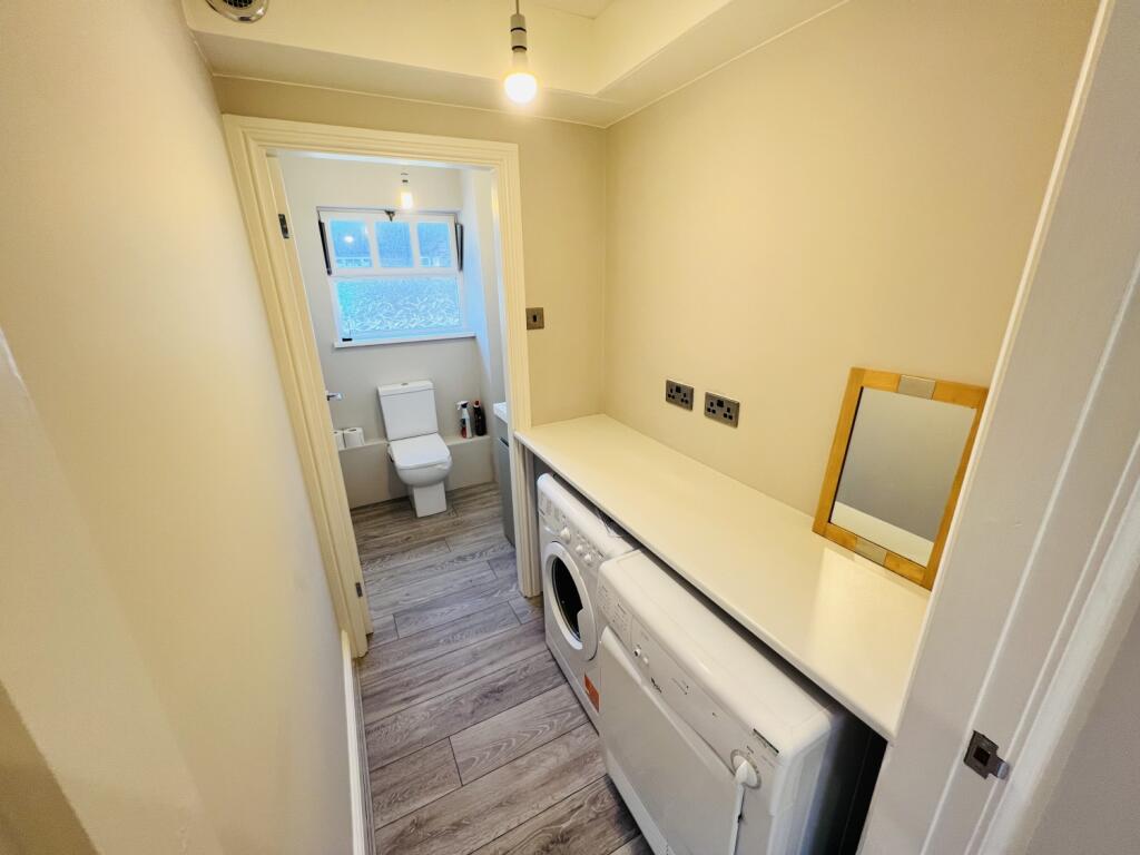 Badgers Rake Lane, Ledsham, Little Sutton, Cheshire, CH66 - More